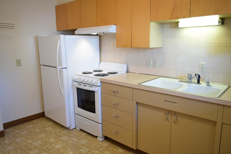Foto principal - 500 1st Ave NW