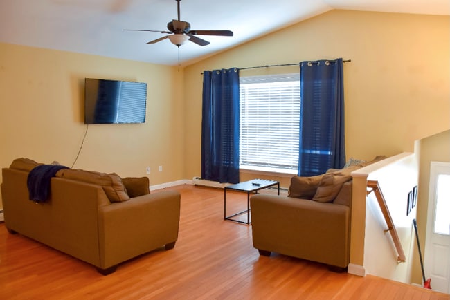 Foto del edificio - 588 6th Ave