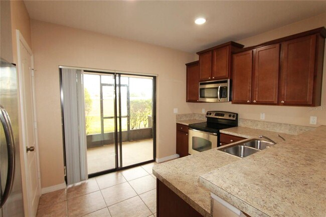 Building Photo - 1250 Windsor Lake Cir