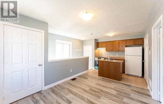 Building Photo - 6 Innisvale Dr