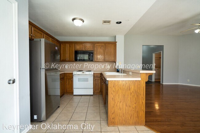 Foto del edificio - 3 br, 2 bath House - 2032 Emerald Brook Ct