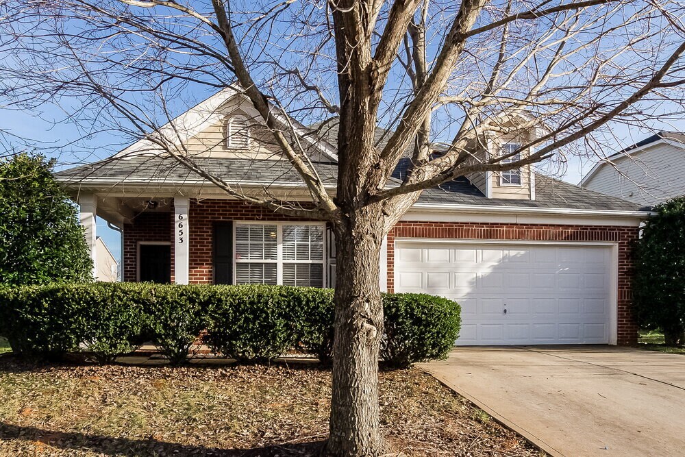 Foto principal - 6653 Thistle Down Dr