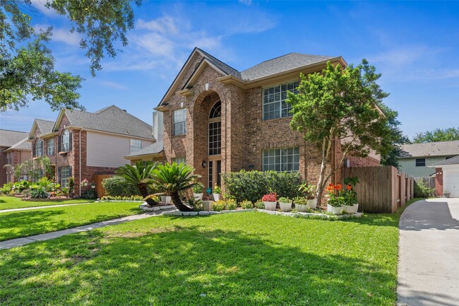 Building Photo - 2112 Shadow Bay Cir