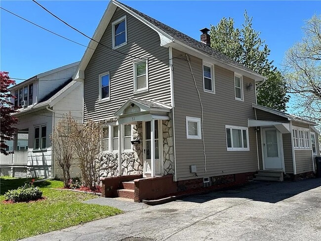 Building Photo - 53 Roser St