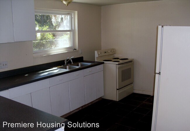 Foto del edificio - 5 br, 2 bath House - 837 Lafayette Ln