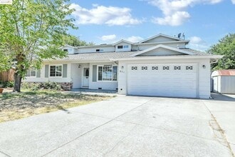Building Photo - 951 Lexington Pl