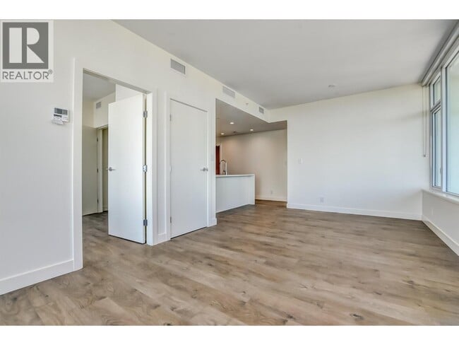 Building Photo - 5051 Imperial St