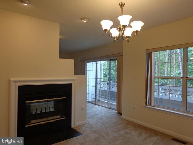 Building Photo - 5136 Castle Harbor Way