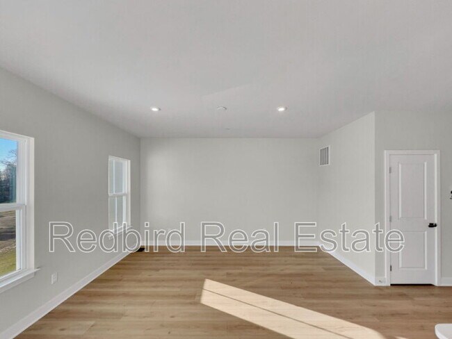 Building Photo - 1089 Mountain Vw Dr