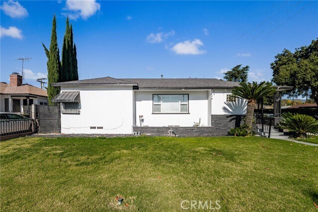 Foto del edificio - 587 E Arrow Hwy