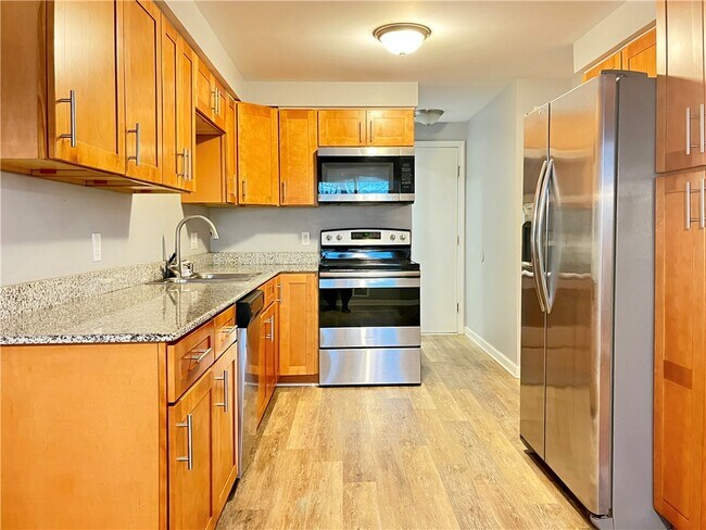 Foto del edificio - 6 Bucklebury Hill