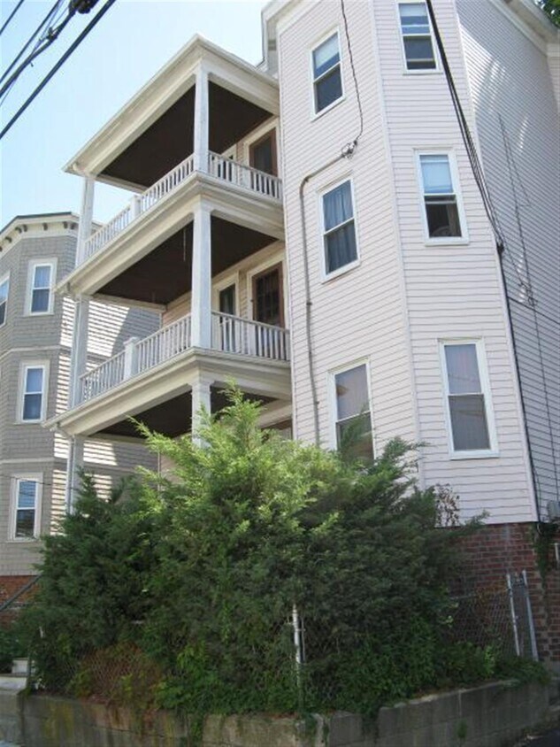 Foto principal - 7 Belknap St