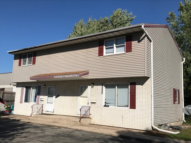 Building Photo - 3152 Losey Blvd S