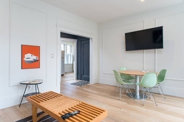 Building Photo - 461 Washington St