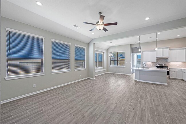 Building Photo - 4215 Haven Crest Ln