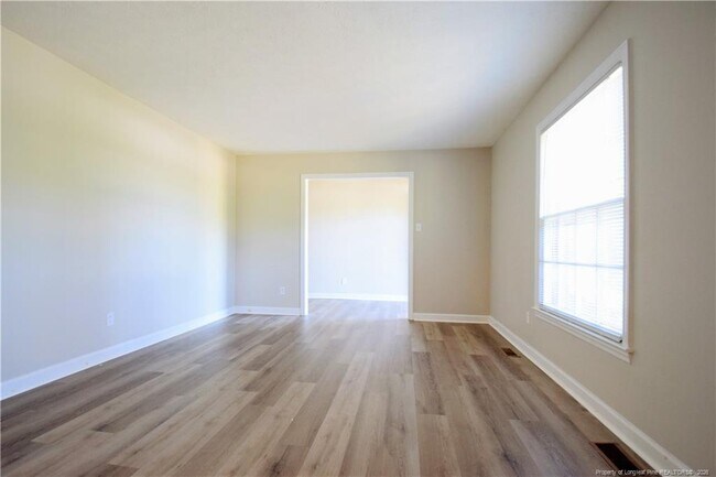 Foto del edificio - 1509 Paisley Ave