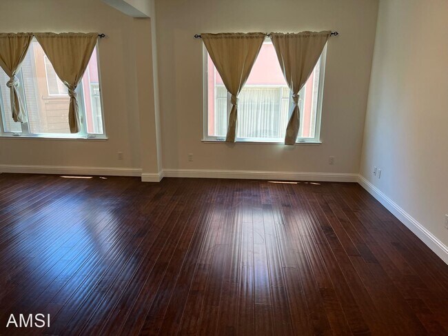 Building Photo - 2 br, 1 bath House - 118 LeRoy Place