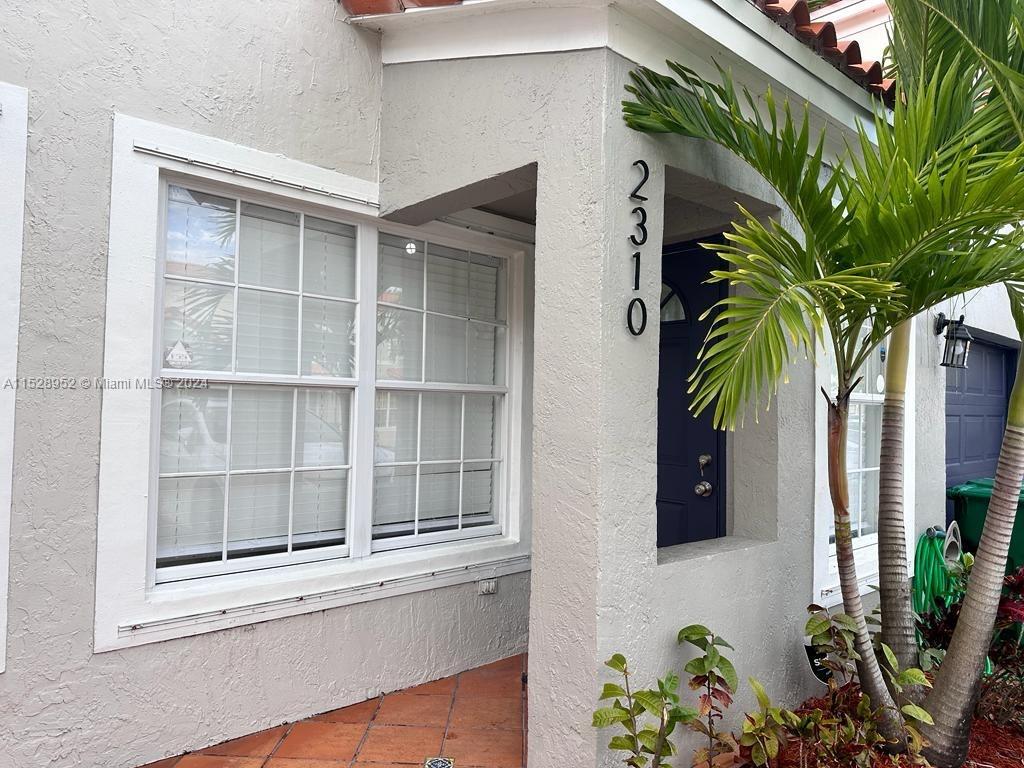 Primary Photo - 2310 SW 84th Way