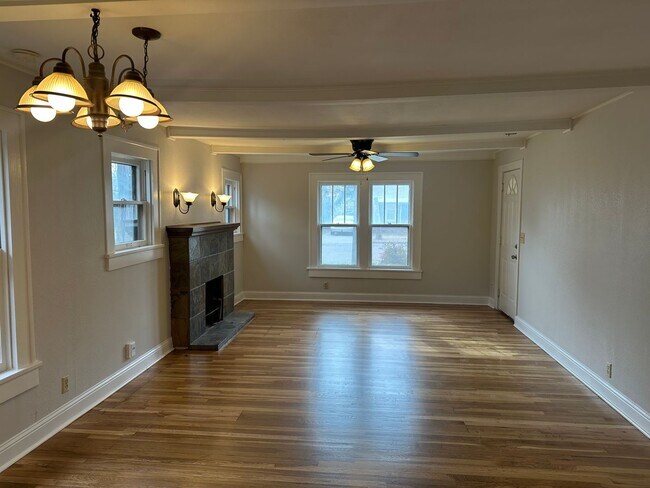 Building Photo - 2210 18th St