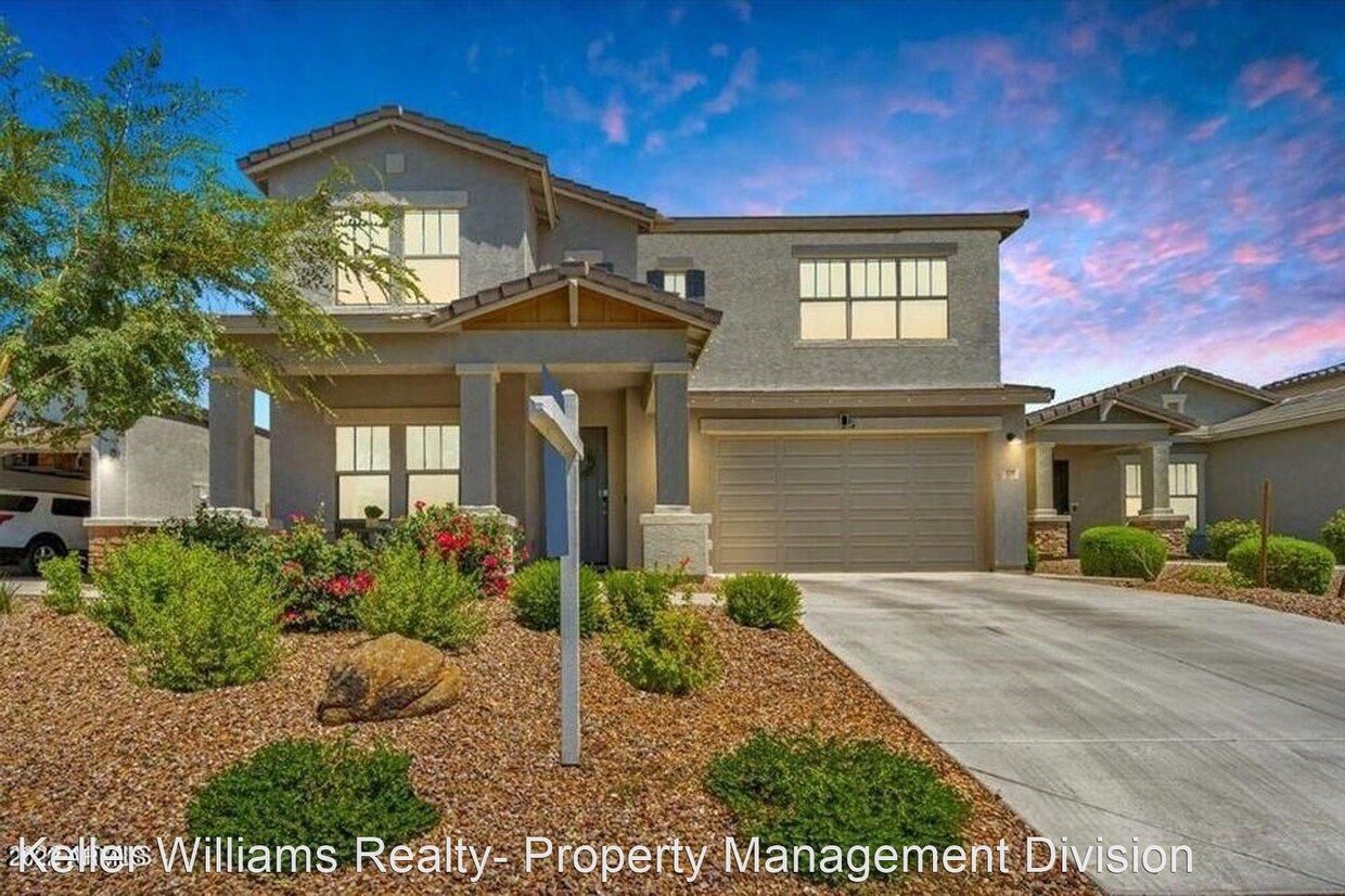 Foto principal - 5 br, 3 bath House - 320 W Glacier Bay Drive