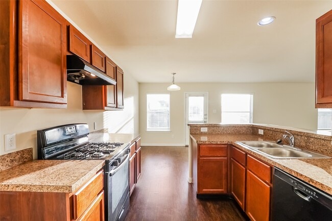 Building Photo - 13006 Lexa Manor