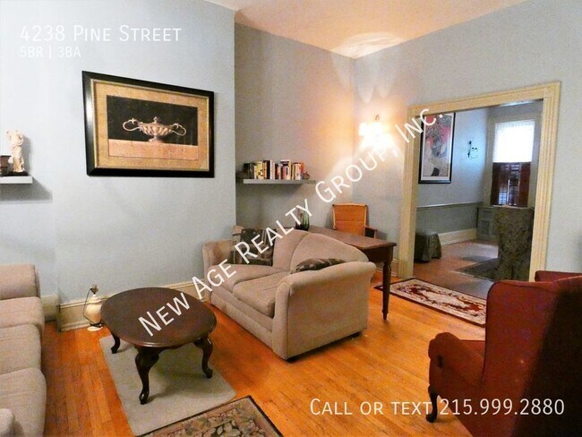 Building Photo - Lovely home available in Spruce Hill!