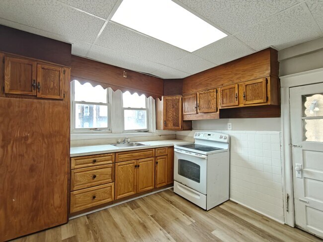 Foto del edificio - 409 N Daggett St