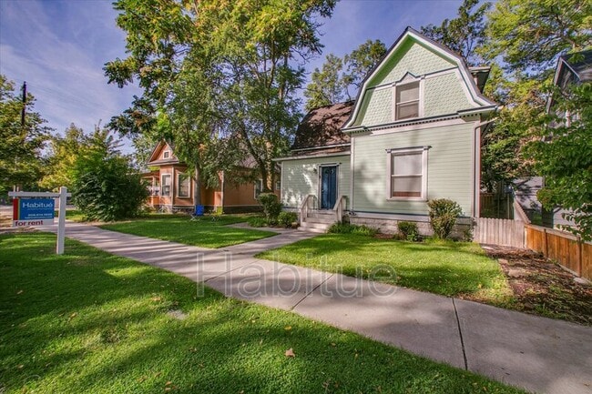 Building Photo - 1405 N 11th St