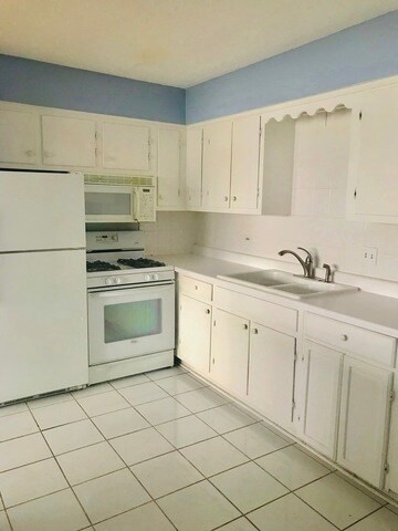 Foto del edificio - 8504 45th Pl