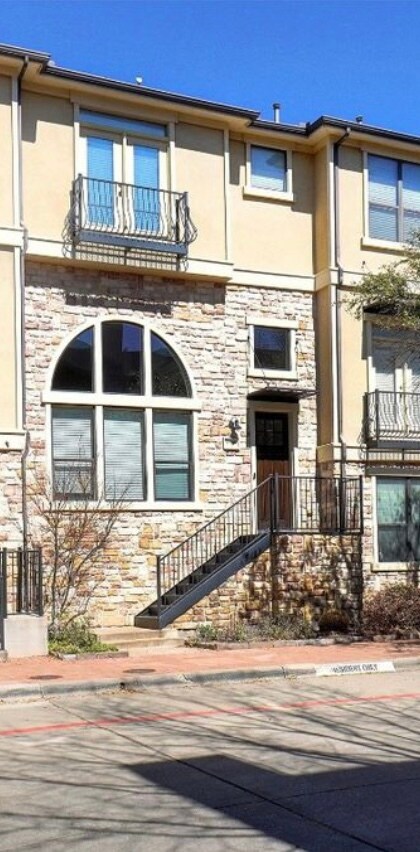 Foto del edificio - 5789 Lois Ln