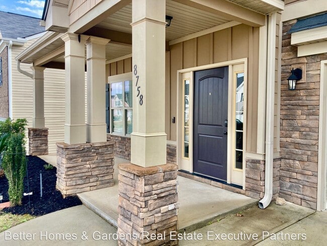 Building Photo - 4 br, 3 bath House - 8758 Crenshaw Drive