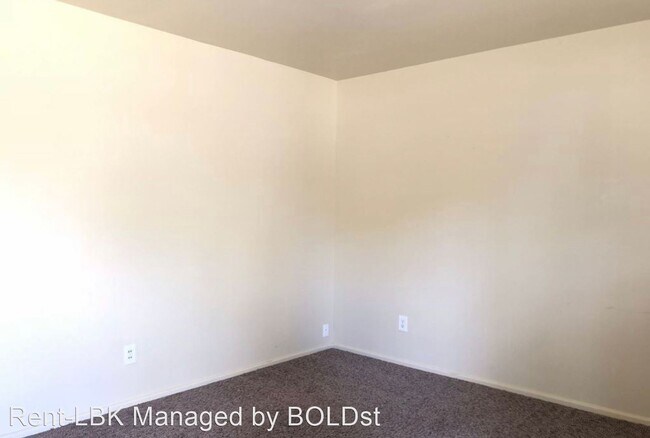 Building Photo - 3 br, 2 bath House - 5227 42nd Street