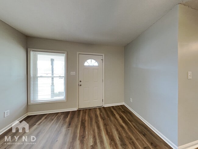 Building Photo - 3108 Snowberry Dr