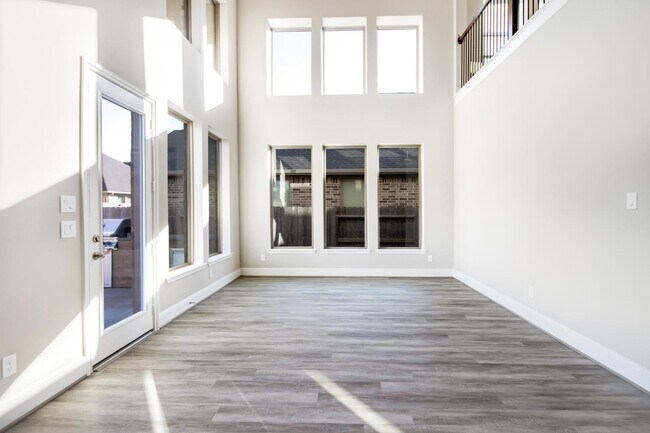 Foto del edificio - 2107 Partridgeberry Ln