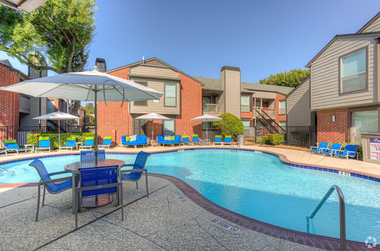 Finley West Apartments in Houston, TX