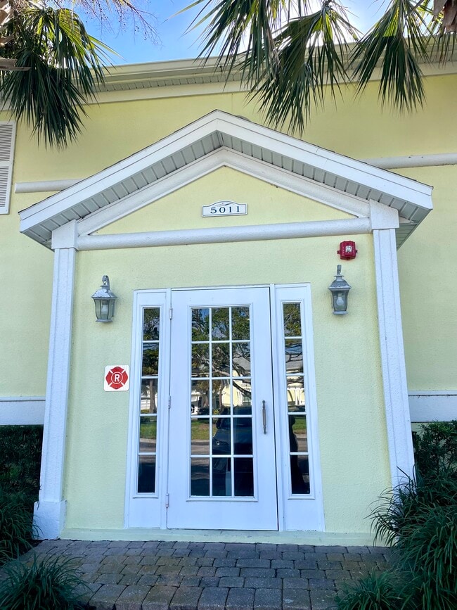 Building Photo - 5011 Starfish Dr SE