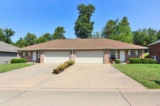 Building Photo - 2600-2602 Travelers Way