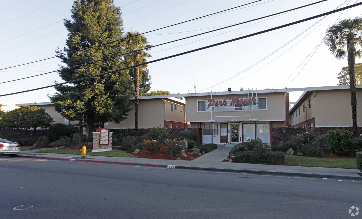 Foto principal - Park Manor Apartments