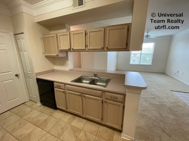 Photo - 11521 Villa Grand Townhome
