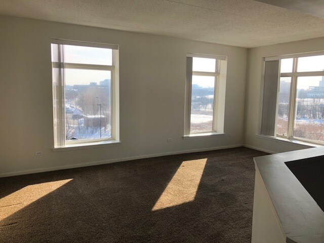 Foto del edificio - 845 E 22nd St