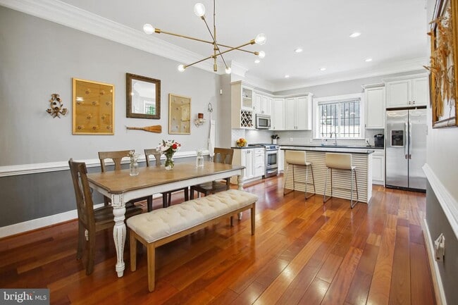 Building Photo - 2200 12th St NW