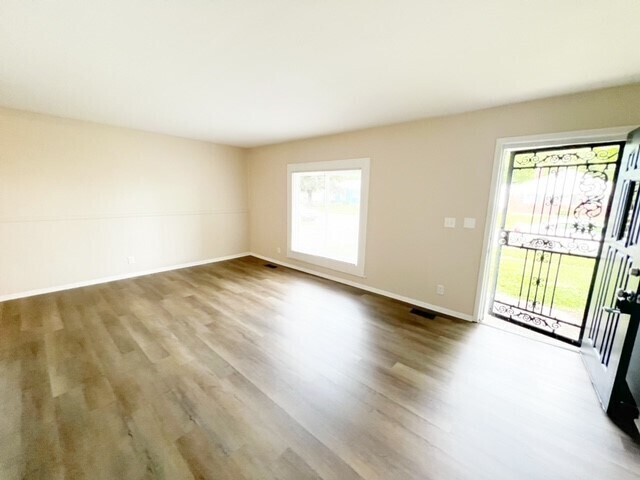 Building Photo - 4345 Aspen Way