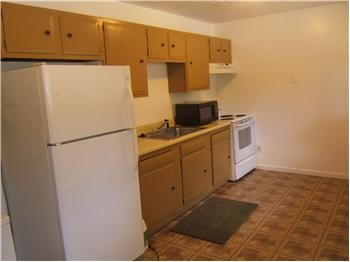 Building Photo - 1446 Crittenden Rd