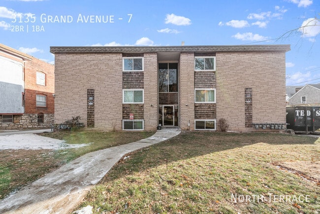 Building Photo - 3135 Grand Ave