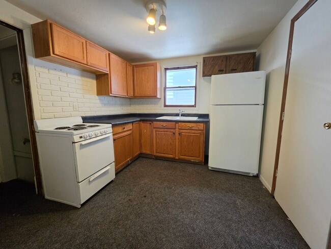 Foto del edificio - Spacious 2 bedroom cottage