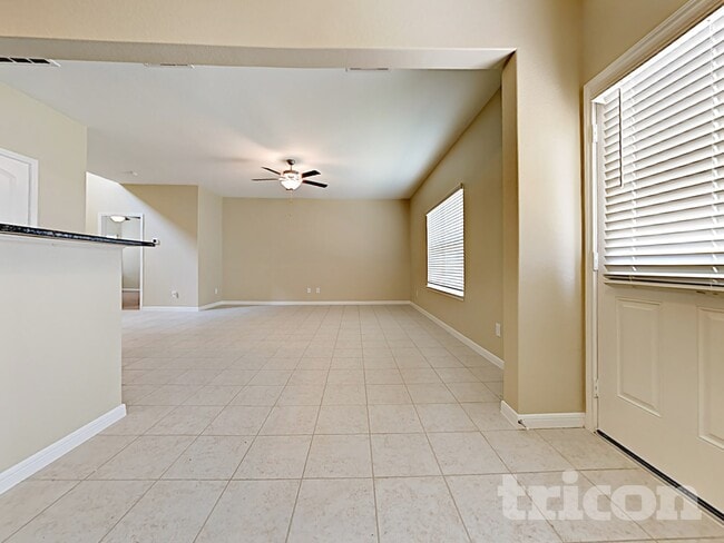 Foto del edificio - 916 American Monarch Dr