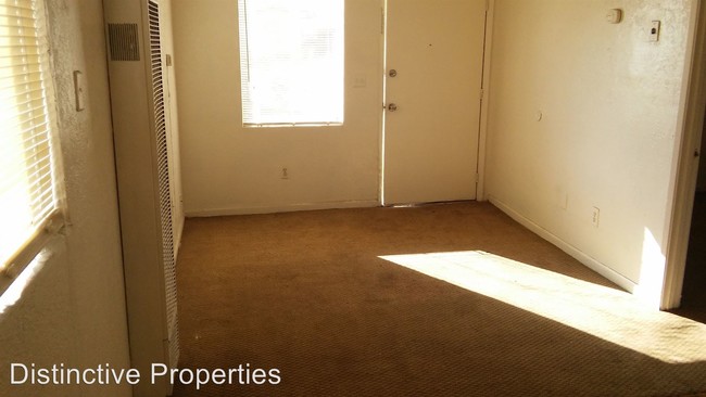 Building Photo - 1 br, 1 bath Apartment - 600 33RD STREET