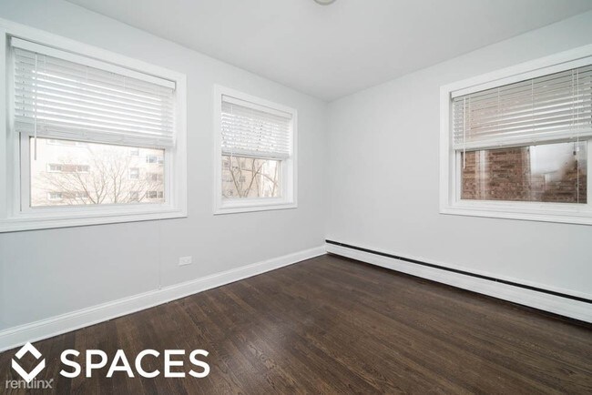 Building Photo - 6120 N Kenmore Ave