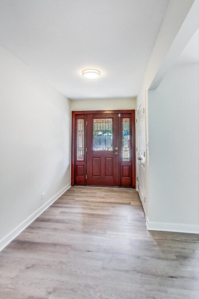 Foto del edificio - 516 W Brittany Dr