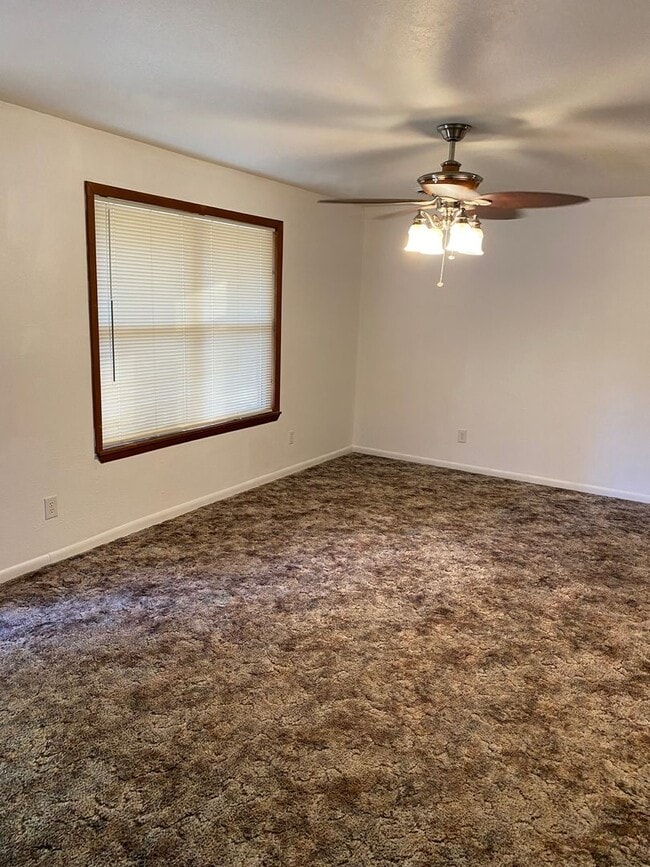 Building Photo - Available Now!!